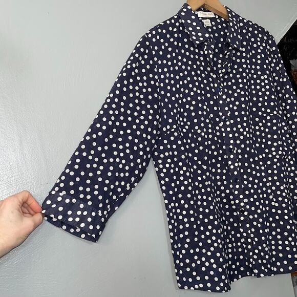 Coldwater Creek Button Up Shirt Womens Size Large No Iron Navy Polka Dot Preppy - Picture 2 of 12
